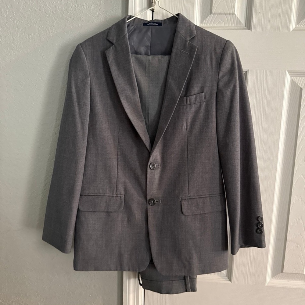 Gray Suit-Youth See description for size